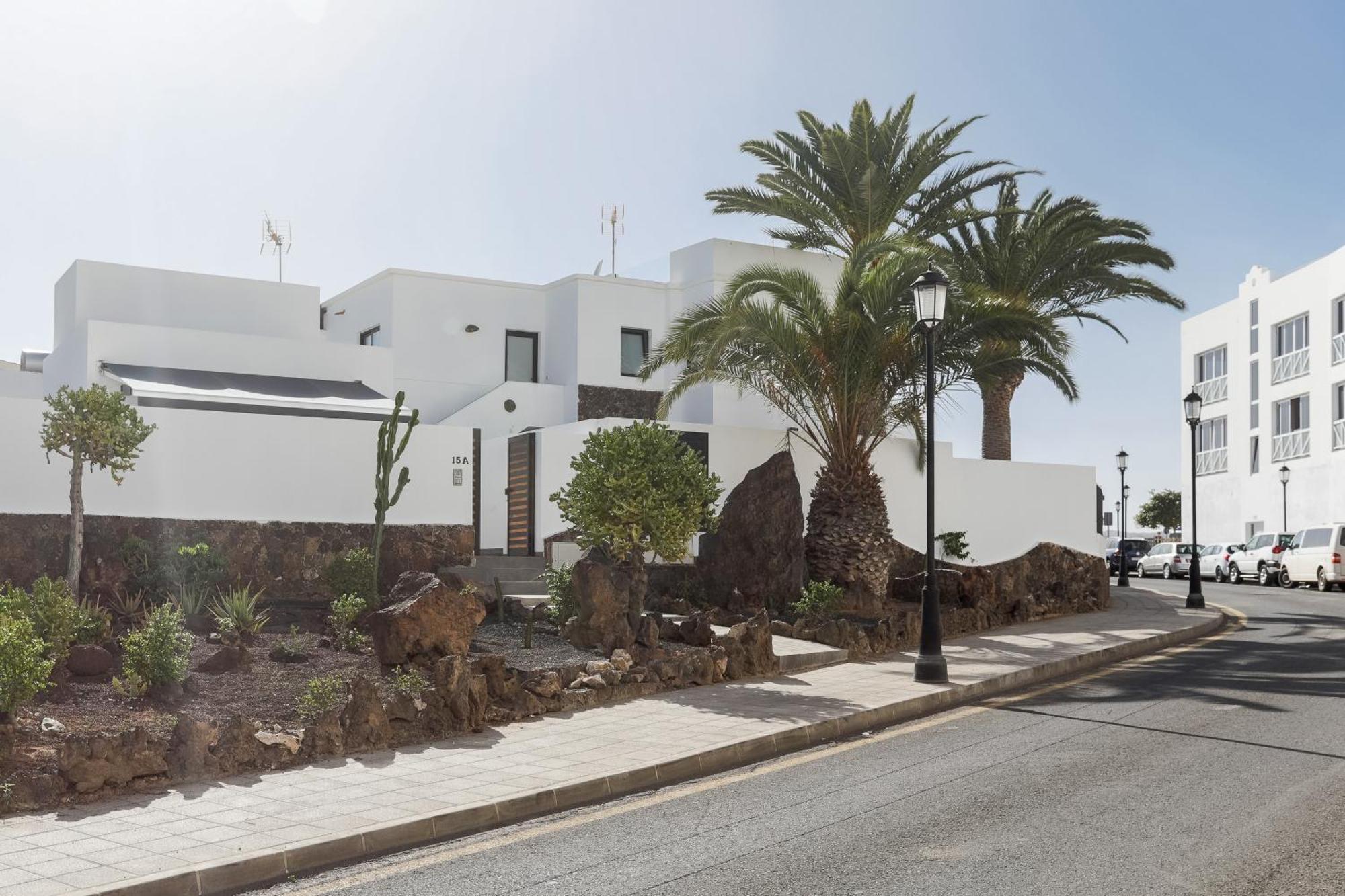 Apartment Urban Chill Private Pool Corralejo By Holidays Home Exterior photo
